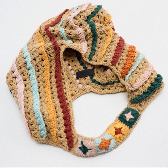 Zara Multicolored Crochet Large Bucket Bag - Picture 4 of 5